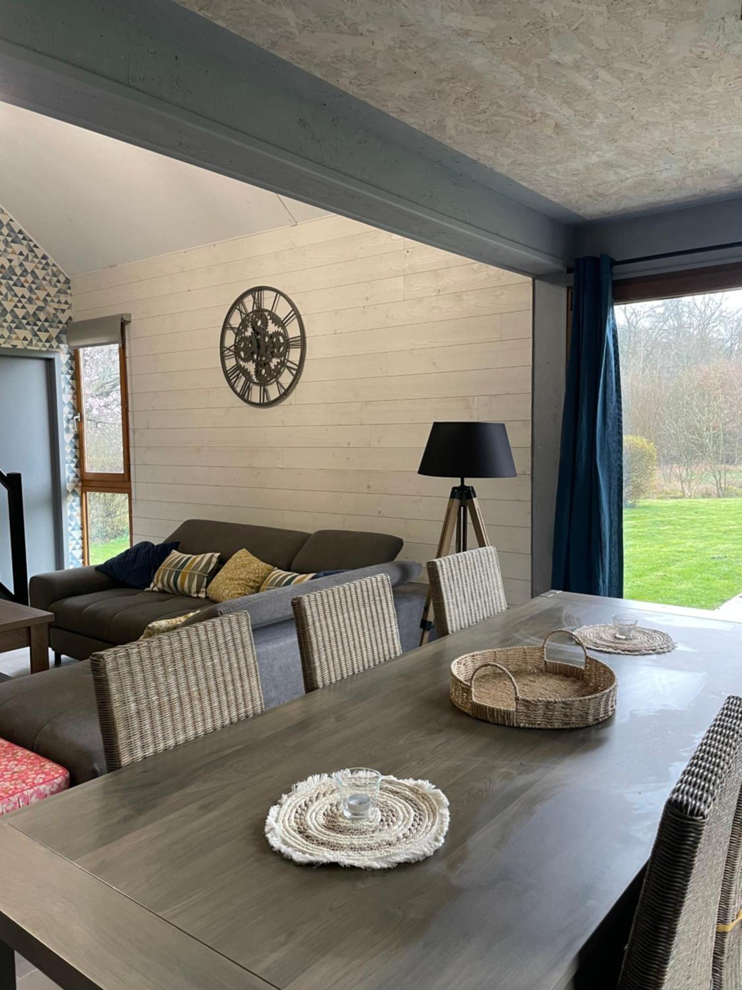 Cottage Chaleureux Dans Domaine Prive Signy-le-Petit Exterior photo